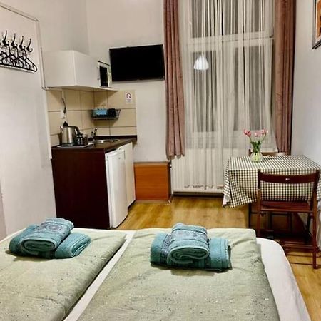 A13 Parliament Sunflower Cozy Apartment Budapest Exteriör bild