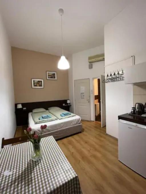 A13 Parliament Sunflower Cozy Apartment Budapest Exteriör bild